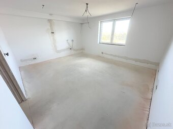 Skolaudovaná novostavba 115m2 v Spišskej Sobote - 10