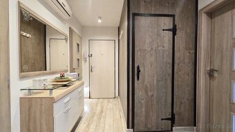 PINK Reality - Štýlový 3-izbový byt s garážou a záhradou v s - 10