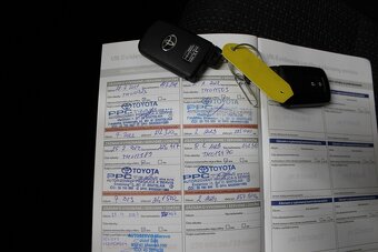 Toyota Auris 1.4 l D-4D DPF Active - 10