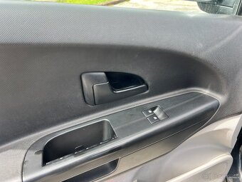 Kia Ceed 1,4 - 10