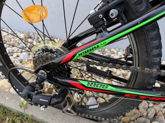 Rezervovaný - CTM 20” – TOP stav, svetlá, prilba, zámok - 10