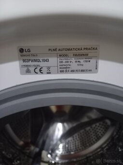Práčka LG plnená z predu - 10