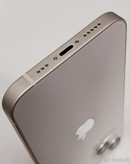 iPhone 13 - 10