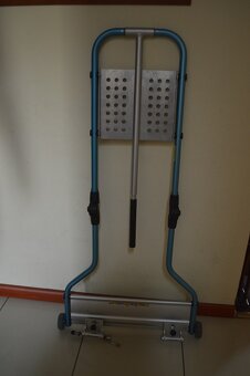 predam svajciarsky interierovy nosic na bicykle - 10