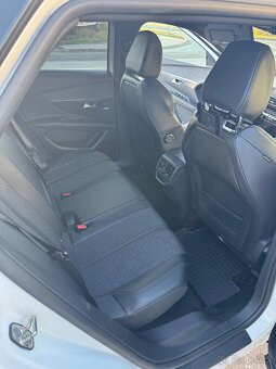 Peugeot 3008 1,6 BlueHDI GT line EAT6 SR - 10