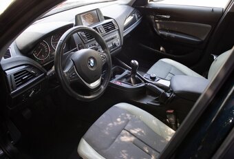 BMW 116i z roku 2011 - 10