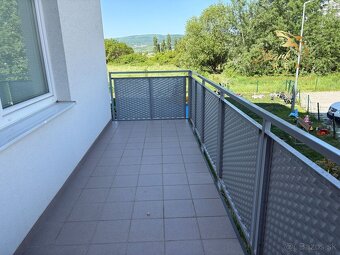 Prenájom 1,5-izbového bytu s priestranným balkónom v Slovens - 10