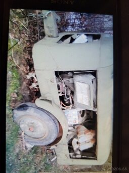 PODVOZOK IFA + motor - 10