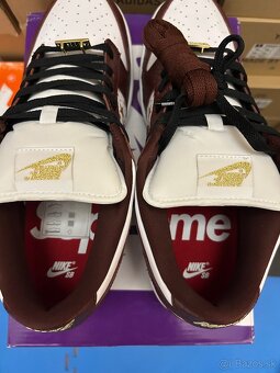 Nike SB Dunk Low X Supreme Stars Barkroot, 45 - 10