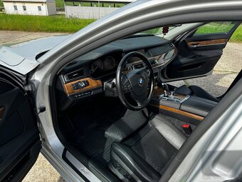 BMW 730d Long F02 - 10