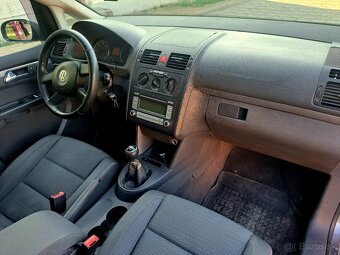 Volkswagen touran - 10