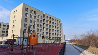 1,5 izbový byt na prenájom s loggiou a parkingom Bory - 10