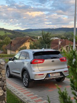 Kia Niro 1.6 GDI Automat - 10