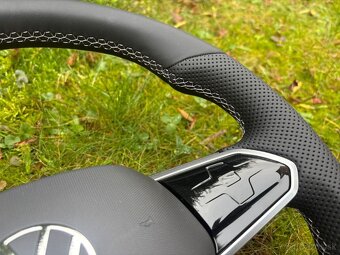 R line dotykový kožený - vyhrievaný - VOLANT VOLKSWAGEN - 10