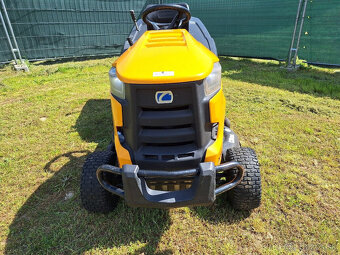 Predám traktorovú kosačku, záhradný traktor Cub Cadet xt2 - 10