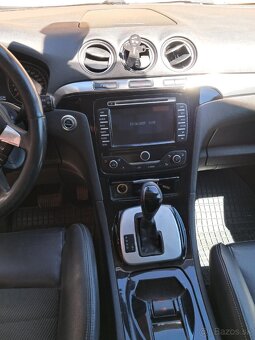 Predám Ford S-Max - 10