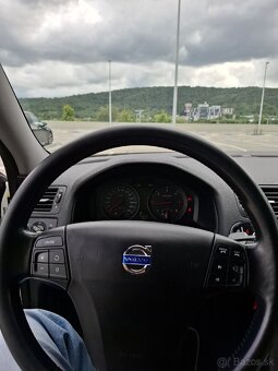 Volvo V50 100kw 2.0D AUTOMAT - 10