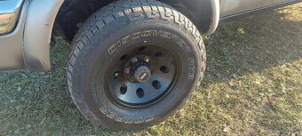 Nissan Navara D22 - 10