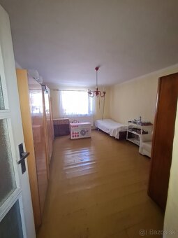 3.izb RD Drahovce Slnečný pozemok - 10