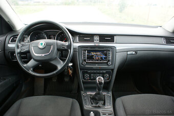 Škoda Superb Combi 2.0 TDI PD Elegance - 10