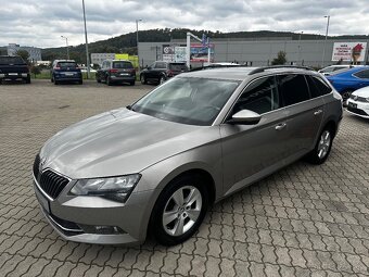 Škoda Superb Combi 1.6 TDi Ambition DSG - 10