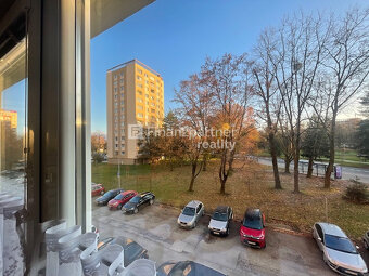 Zaujímavý dlhodobý prenájom 1izb byt na vl. clementisa s log - 10