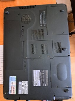 Notebook_Toshiba_17" - 10