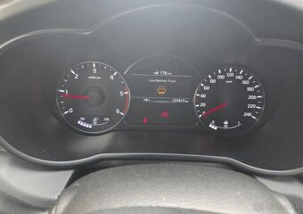 Kia Carens 1.7 - 1. MAJ - 7 MÍST - 10