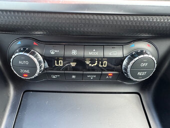 Mercedes-Benz A trieda 180 AKONTACIA OD 0% - 10