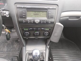 Škoda Octavia Combi 1.9 TDI Elegance - 10