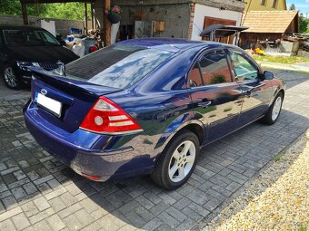 Ford Mondeo TDDI 2.0 Ghia - 10