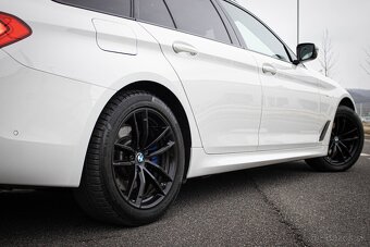 BMW 520d Touring xDrive G31 - 10