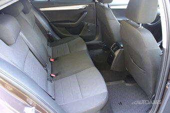 Škoda Octavia 1,4 TSi 103 kW AMBITION - 10