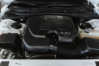 Dodge Challenger 3.6 V6 4x4 - 10