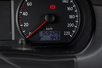 Volkswagen Polo Trendline 1.2 40kW M5 5d. 12/2006 - 10