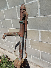 Ručná pumpa na vodu - 10