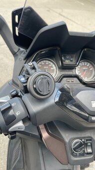 Predám skúter Honda Forza 125 - 10