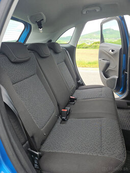 Opel Crossland X - 10