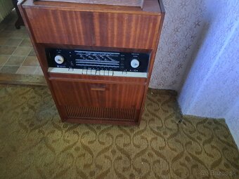 Retro nábytok - 10