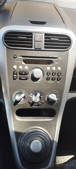 Suzuki Splash 1.2 Glx - 10