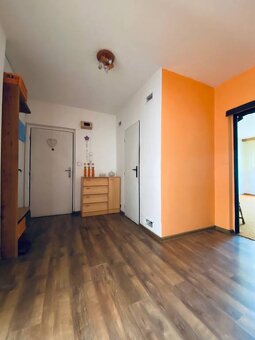 Na predaj  4 izbový byt vo vyhľadávanej obci Očová - 10