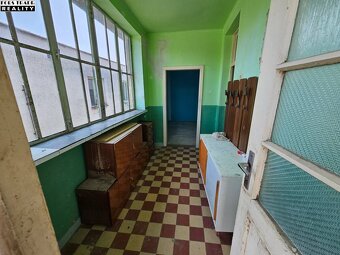 Predáme rodinný dom v obci Váhovce na rožnom pozemku - 10