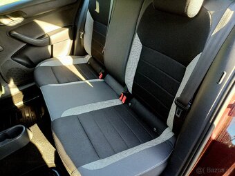 Škoda Rapid 1.2 TSI 2014 Benzín (4valec) len 140 000km - 10