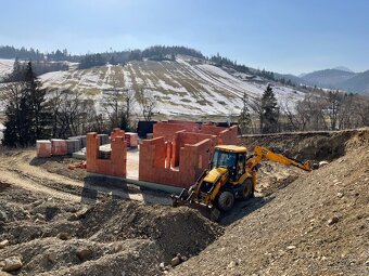 Zemné a výkopové práce s JCB - 10