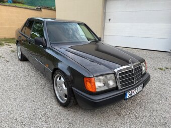 Mercedes W124 200e - 10