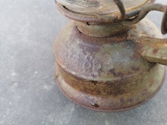 Predám starožitná petrolejová lampa - 10