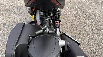 Italjet Dragster 200 MALOSSI - NEW - 10
