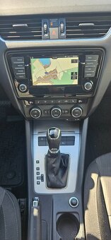 OCTAVIA 2.0TDI DSG ELEGANCE// T O P VÝBAVA// - 10