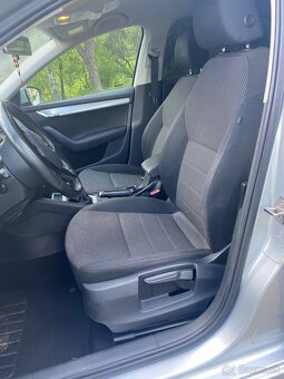 Škoda Octavia 1.6 TDI Elegance Max R.V.2015 - 10