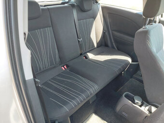 Opel Corsa 1.2 16V Essentia - 10